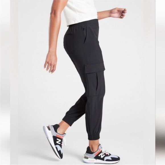 Athleta Chelsea utility jogger - Picture 10 of 10